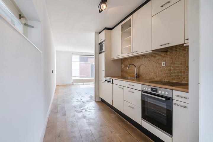 Hoekwoning te koop: Oegstgeeststraat 271, Tilburg