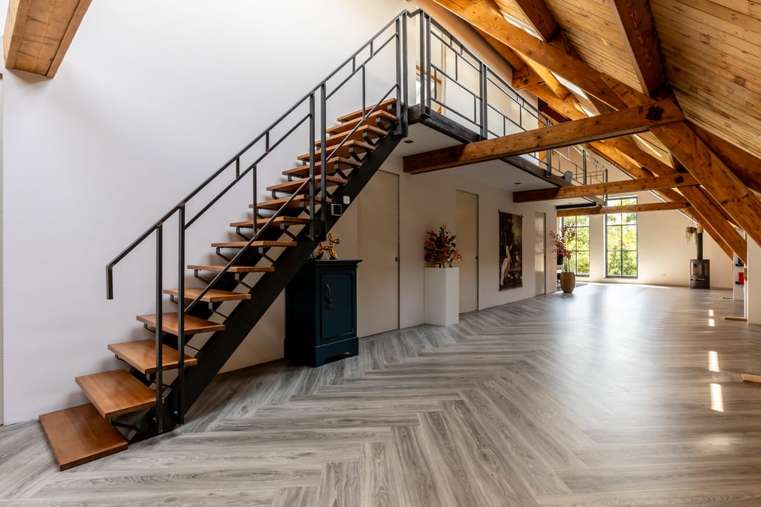 Historic Wine Warehouse Converted into Unique Canal-Side Residence with Guest Apartment and Practice Space — 56