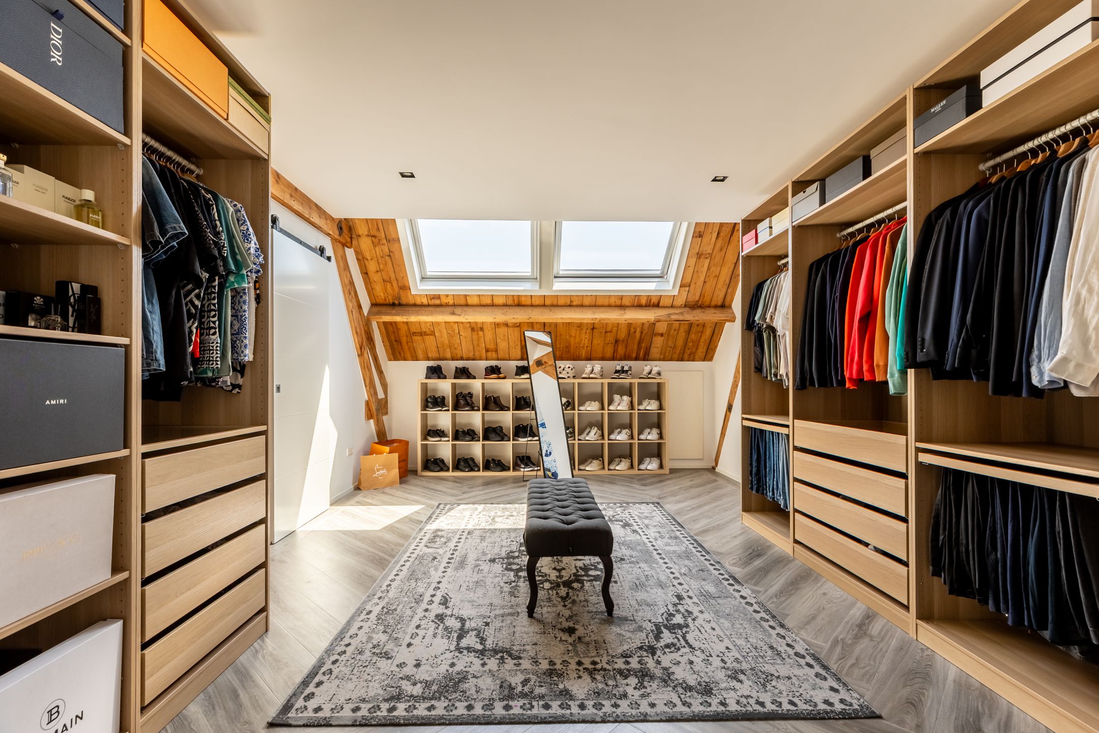 Historic Wine Warehouse Converted into Unique Canal-Side Residence with Guest Apartment and Practice Space — 48