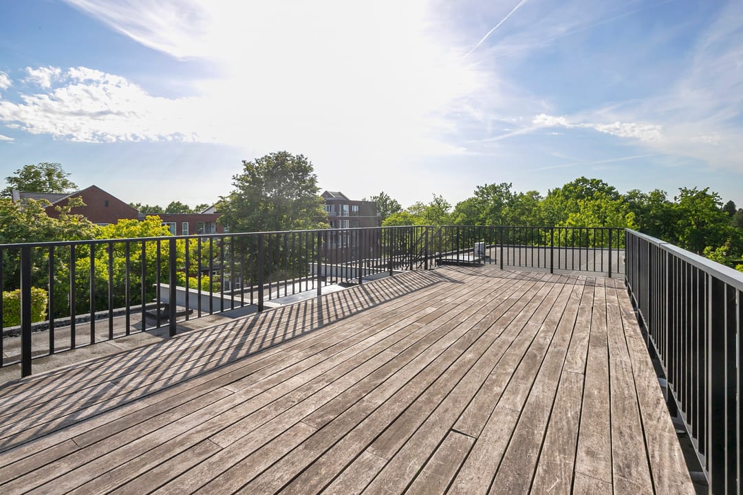 Luxurious Renovated Upper Apartment with Spacious Rooftop Terrace in Huissen Center — 26
