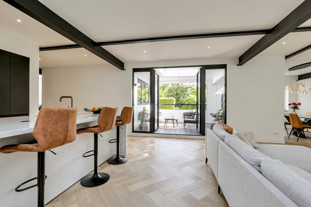 Luxurious Renovated Upper Apartment with Spacious Rooftop Terrace in Huissen Center — 13