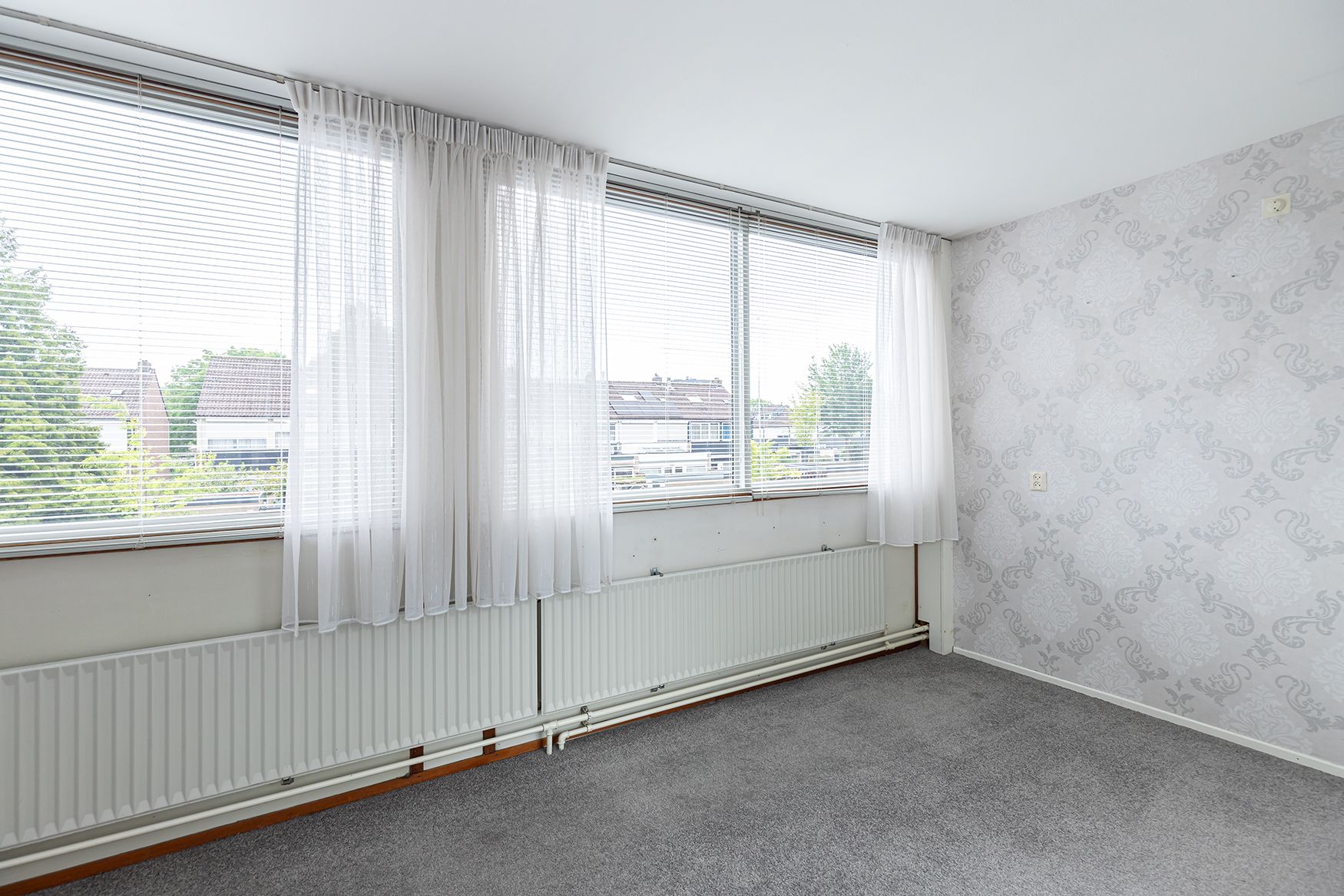 Spacious Terraced House with Four Bedrooms and Private Parking in Green Middenpolder — 15