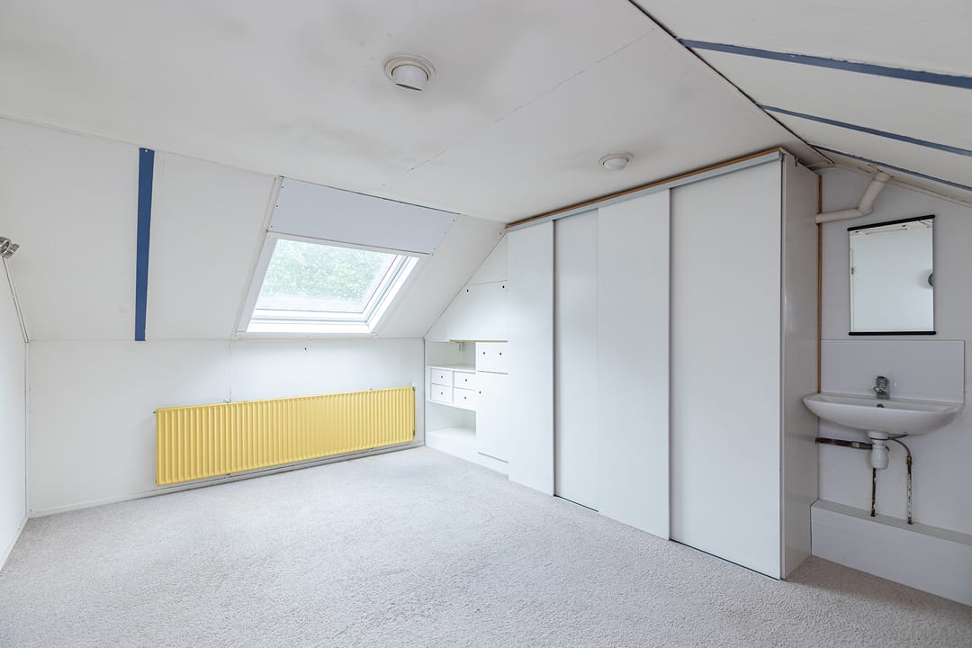 Spacious Terraced House with Four Bedrooms and Private Parking in Green Middenpolder — 23