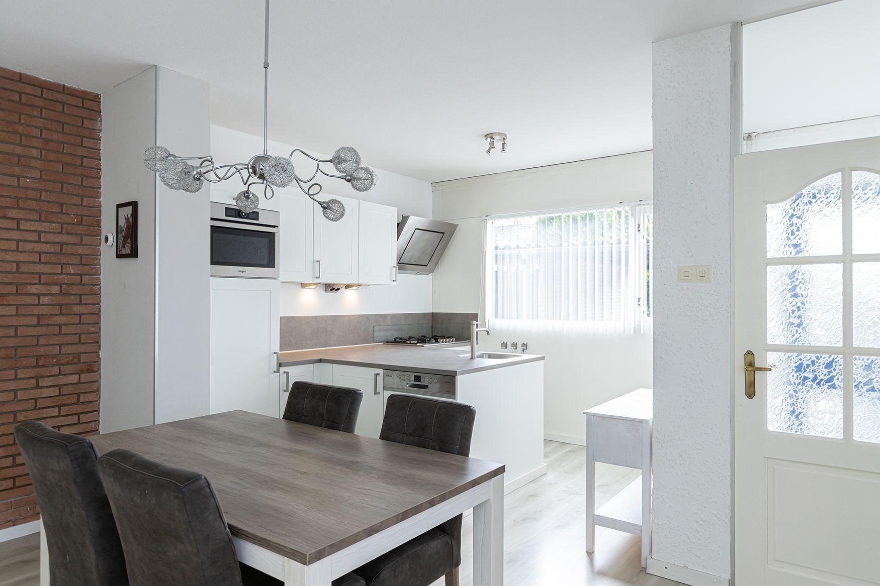 Spacious Terraced House with Four Bedrooms and Private Parking in Green Middenpolder — 12