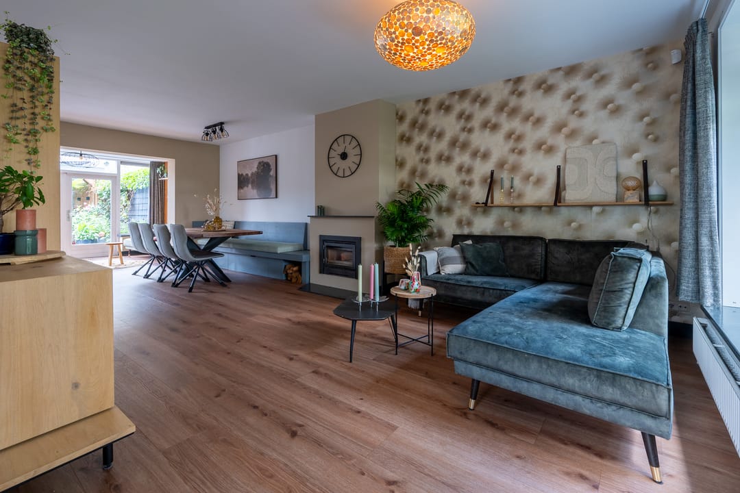 Spacious Semi-Detached Family Home with Versatile Outbuilding in Green Zeist Location — 7