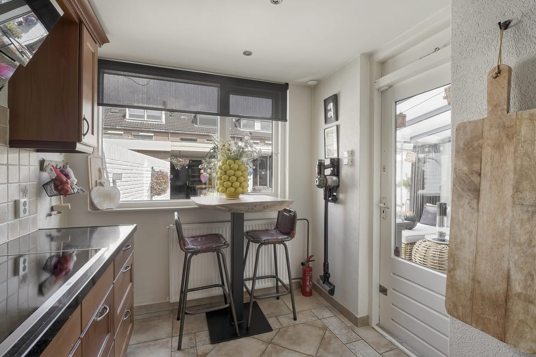 Photo 11 of Schokkingstraat 6