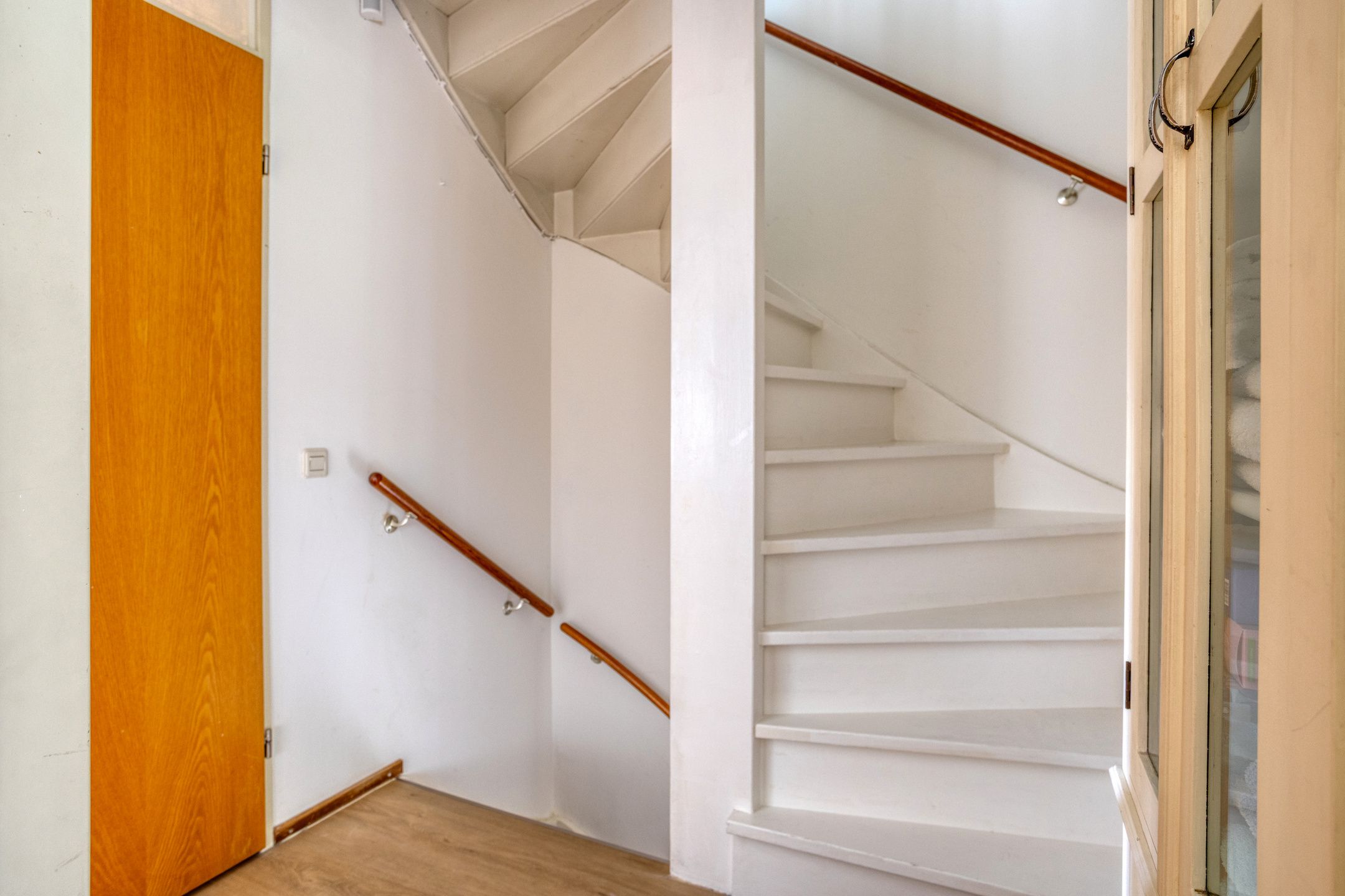Spacious Corner Home with Large Private Garden in Soestdijk — 18