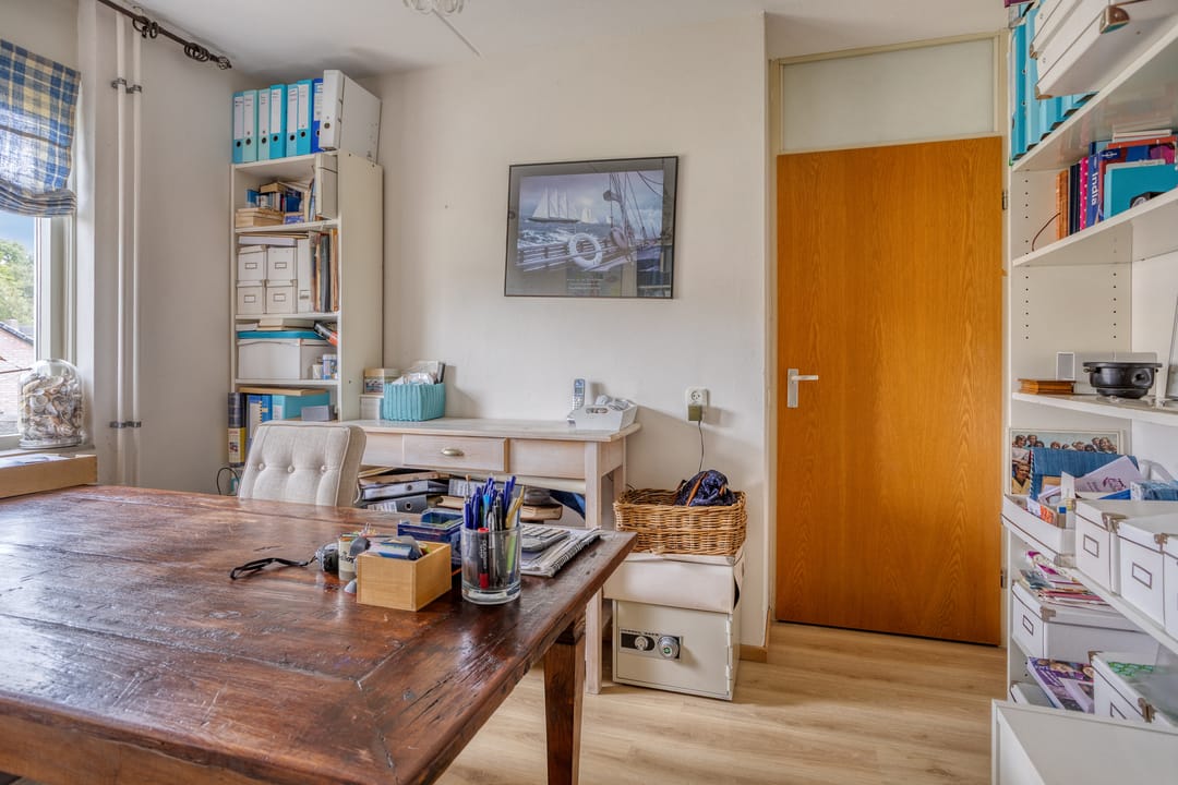 Spacious Corner Home with Large Private Garden in Soestdijk — 23