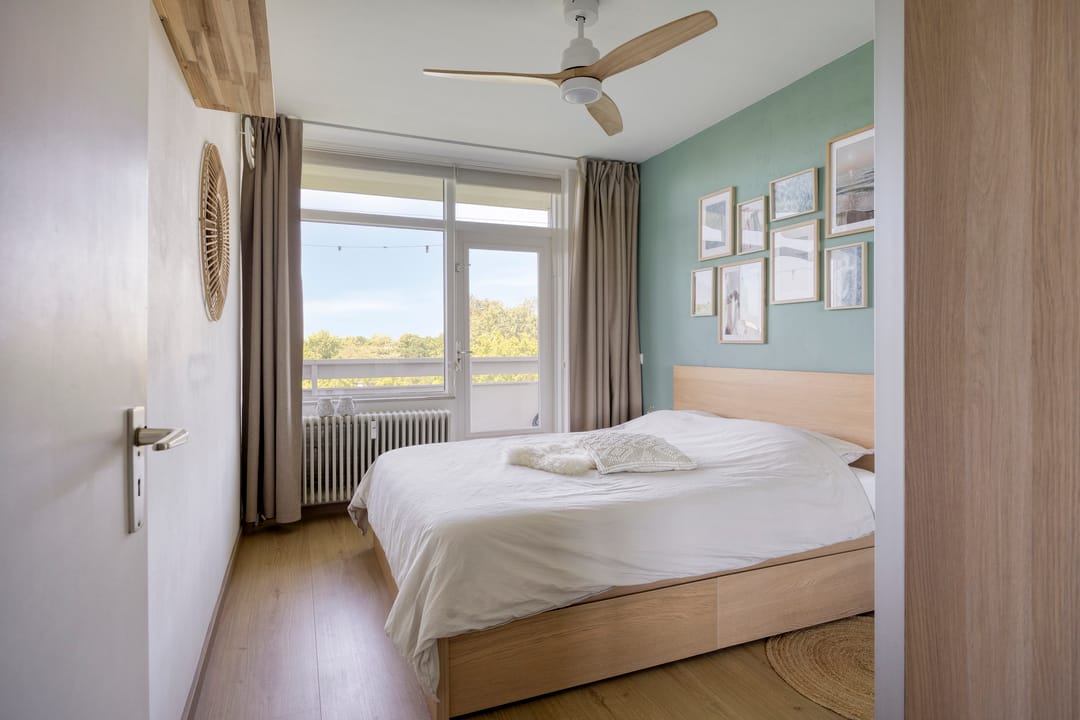 Modern Four Room Apartment with Green Views in Vaartbroek — 16