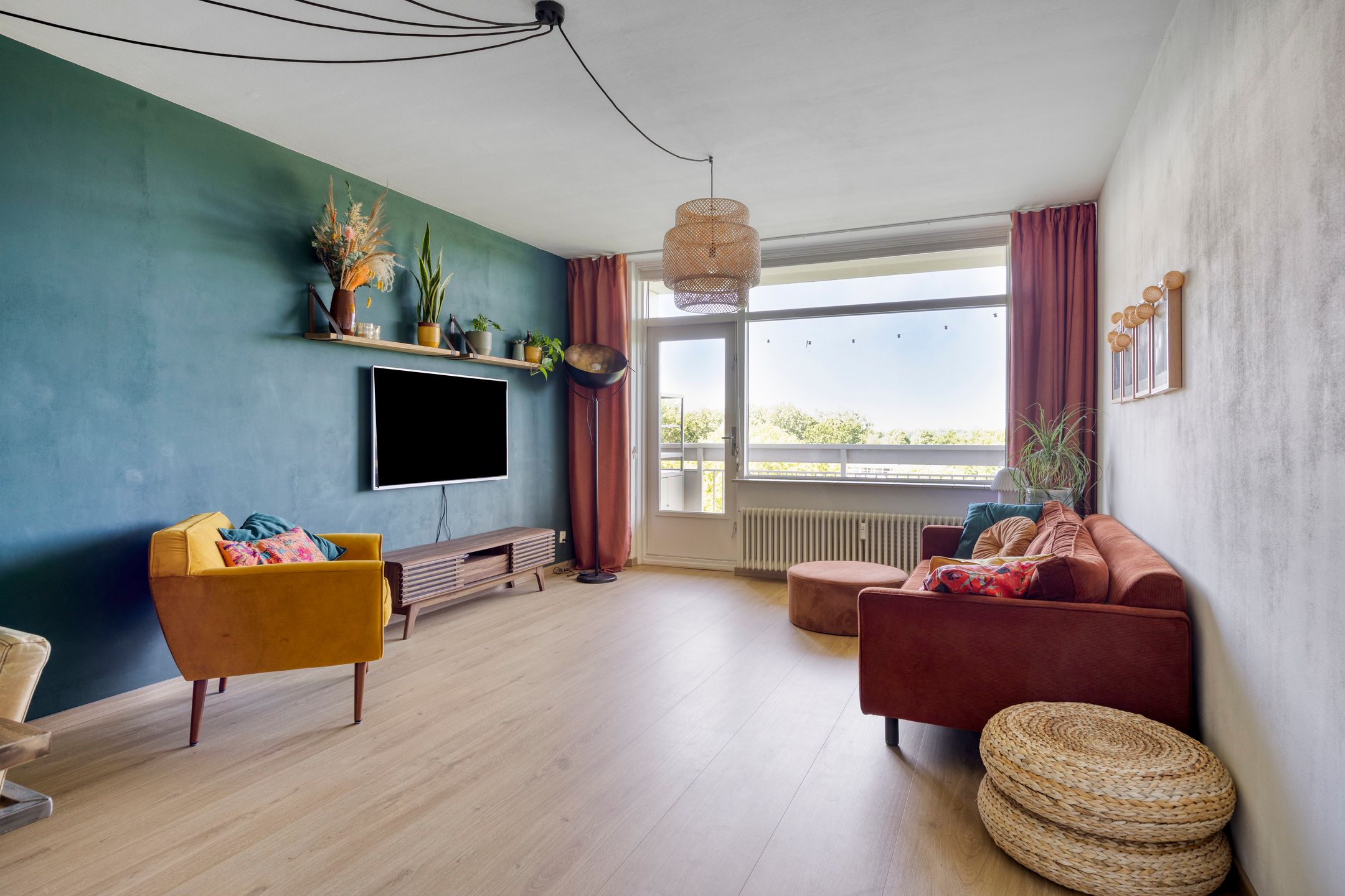 Modern Four Room Apartment with Green Views in Vaartbroek — 9