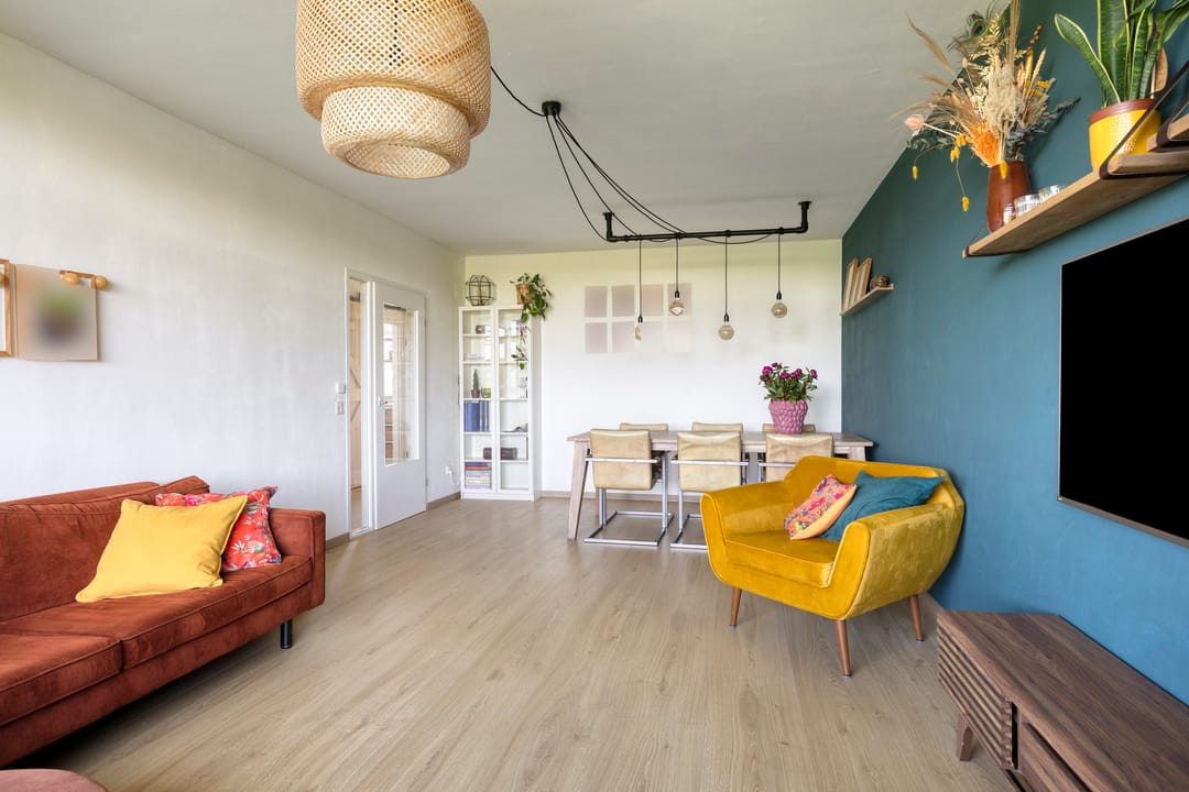 Modern Four Room Apartment with Green Views in Vaartbroek — 11