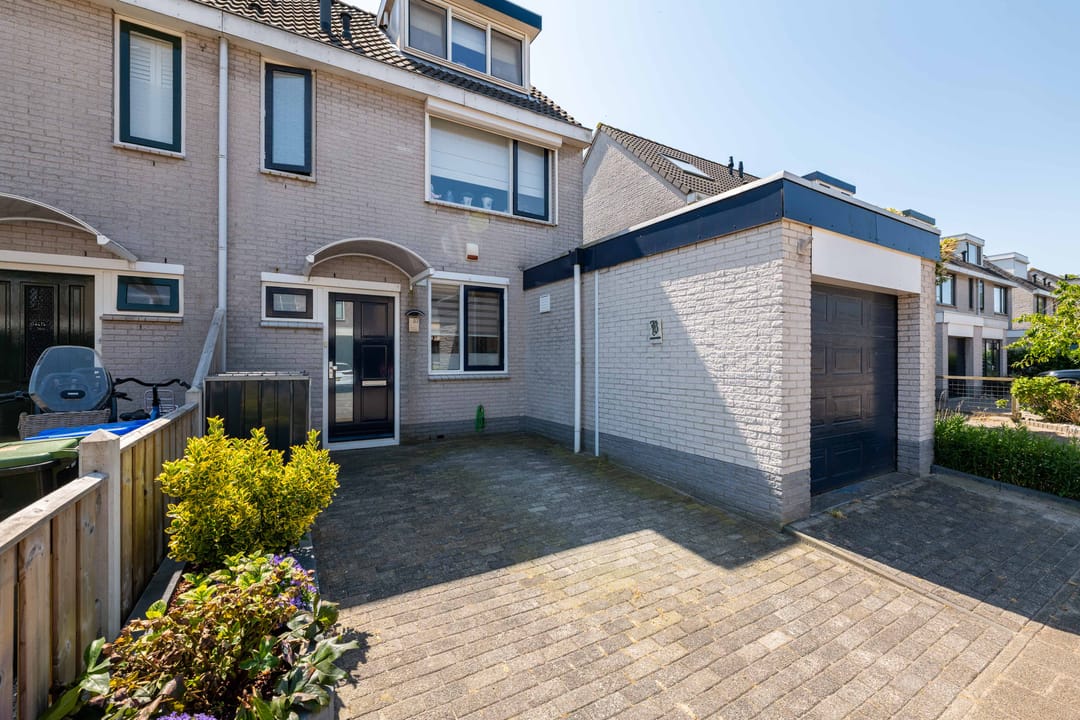 Foto 1 van Maarten Trompstraat 27