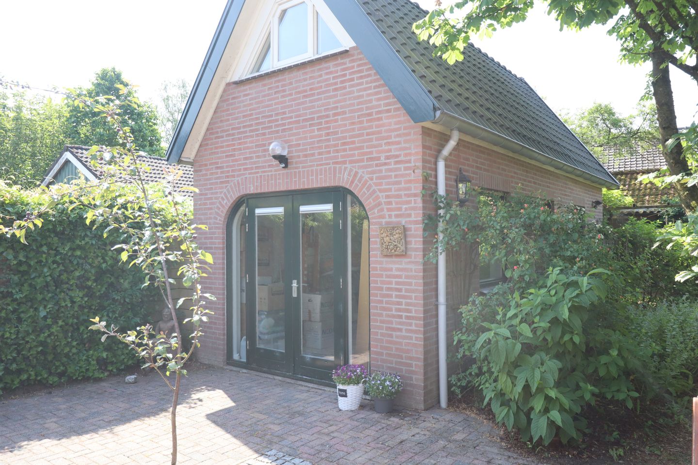 Spacious Detached Home with Versatile Outbuilding in Apeldoorn West — 25