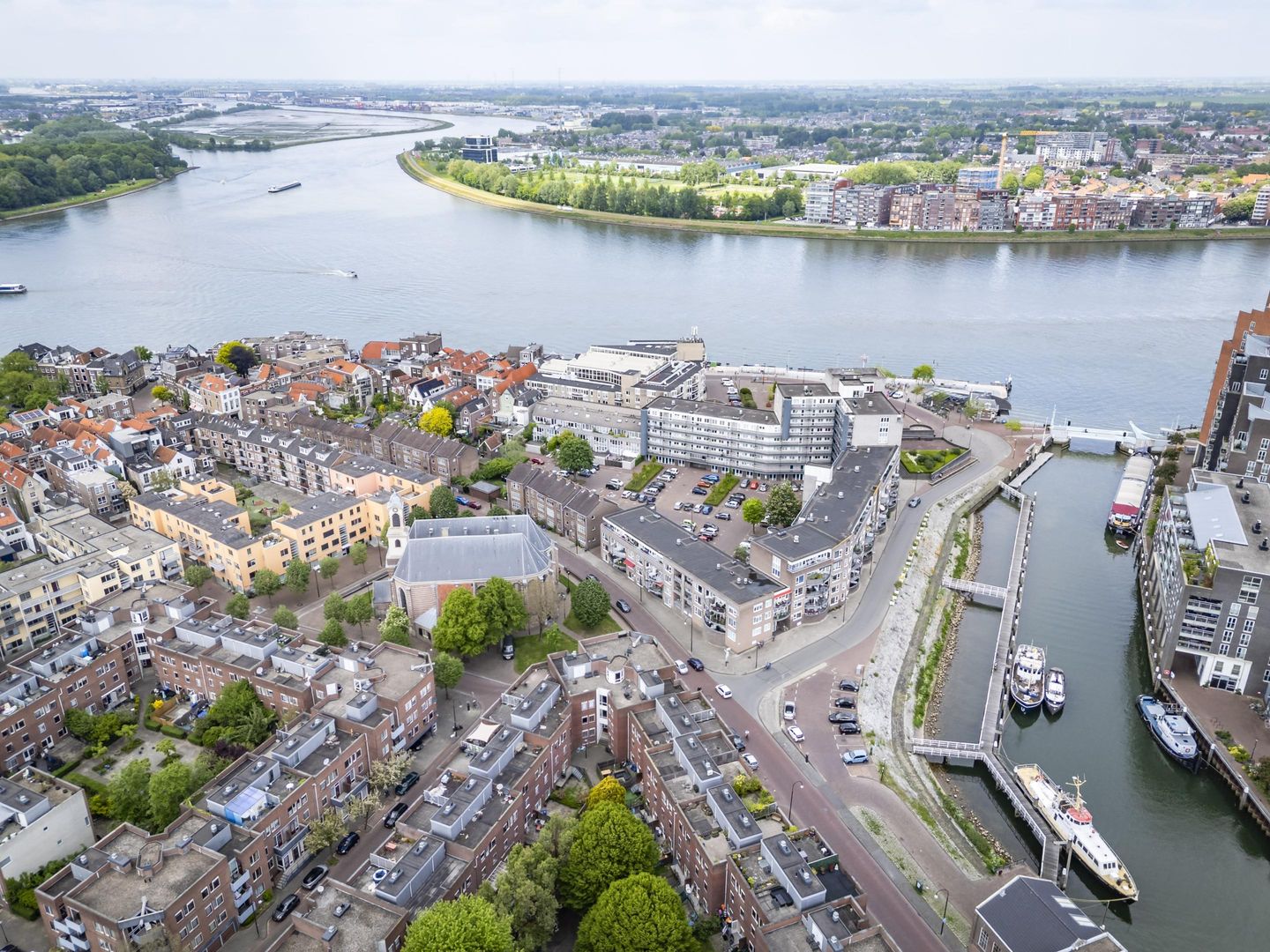 Bekijk foto 5 van Nieuwkerksplein 90