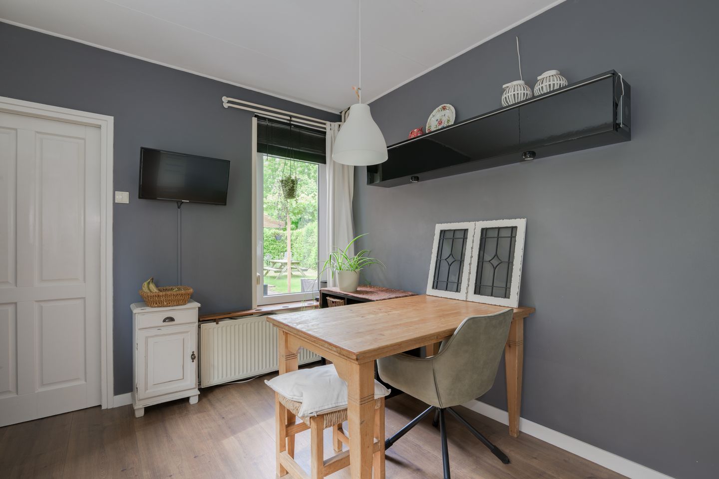 Photo 19 of Prins Bernhardstraat 20-A