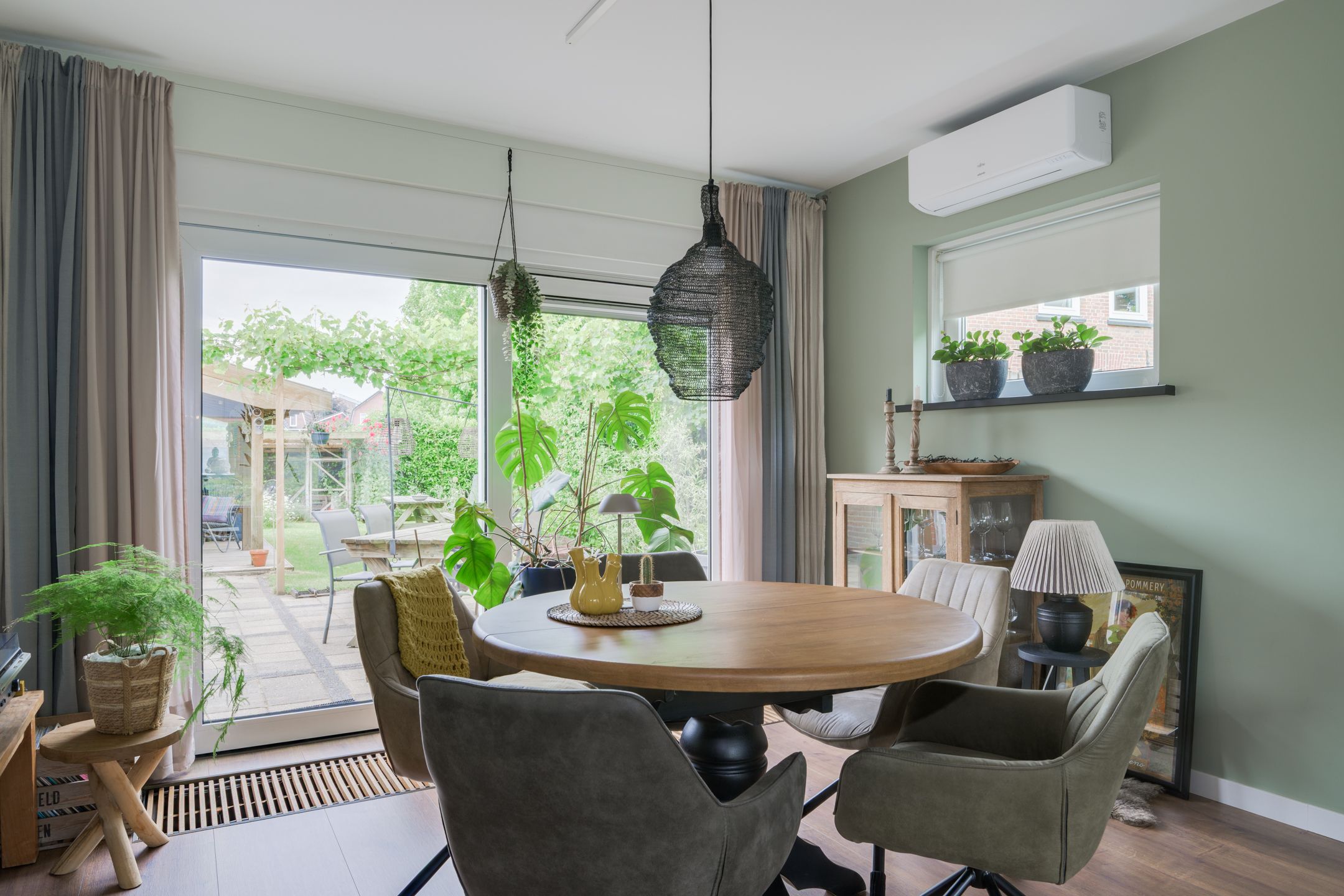 Photo 12 of Prins Bernhardstraat 20-A