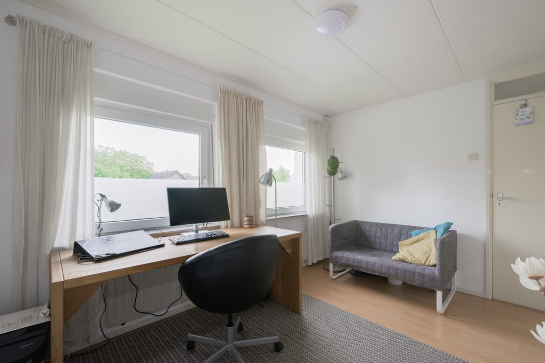 Photo 28 of Prins Bernhardstraat 20-A
