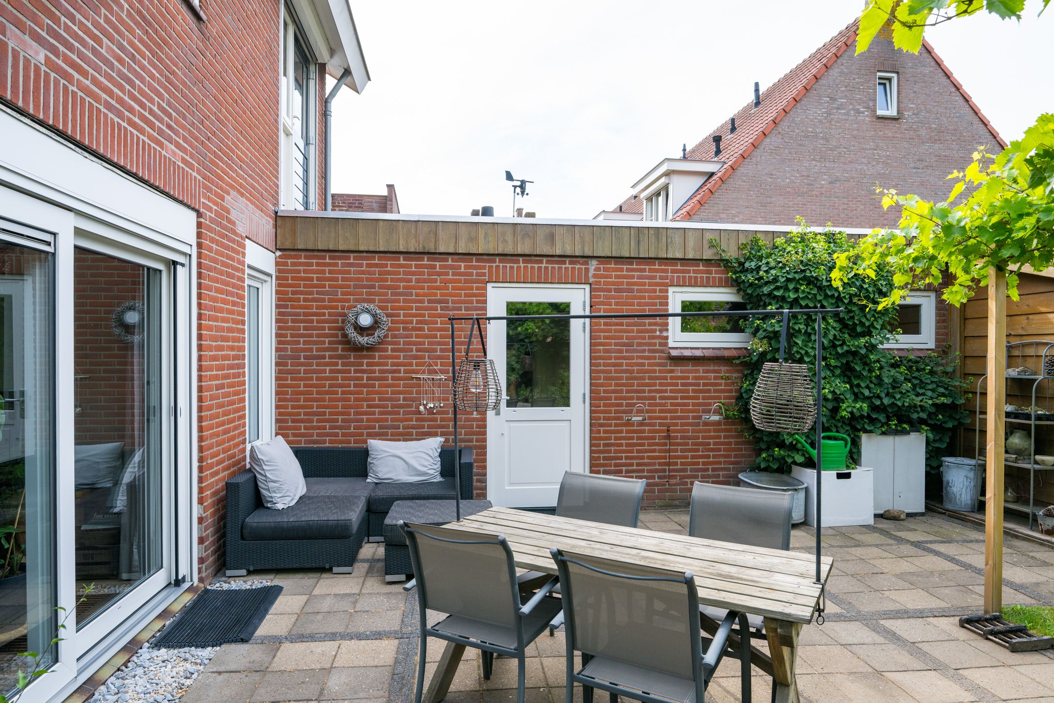 Photo 54 of Prins Bernhardstraat 20-A