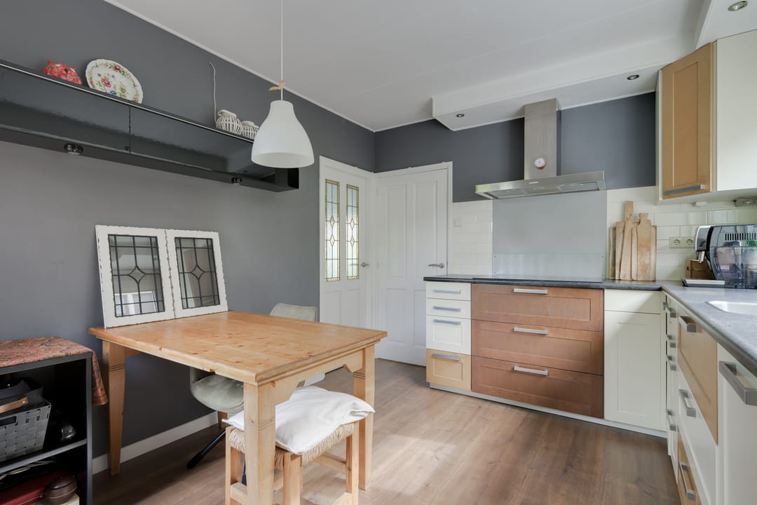 Photo 17 of Prins Bernhardstraat 20-A