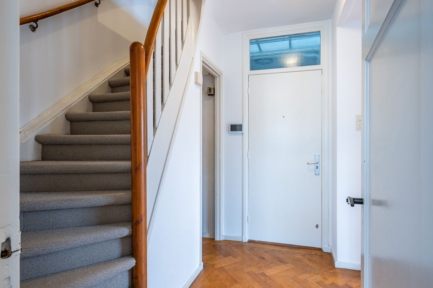 Elegant Two Bedroom Apartment with Vondelpark Views in Amsterdam Oud Zuid — 19