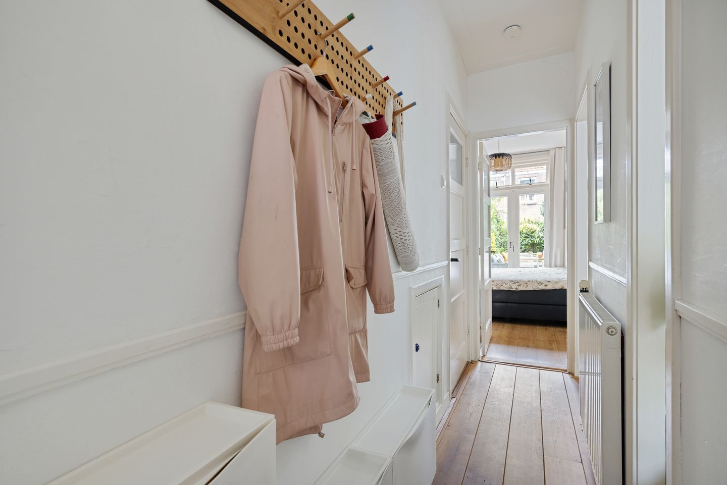 Charming 1930s Ground Floor Apartment with Deep Southwest-Facing Garden in Popular Utrecht Neighborhood — 20