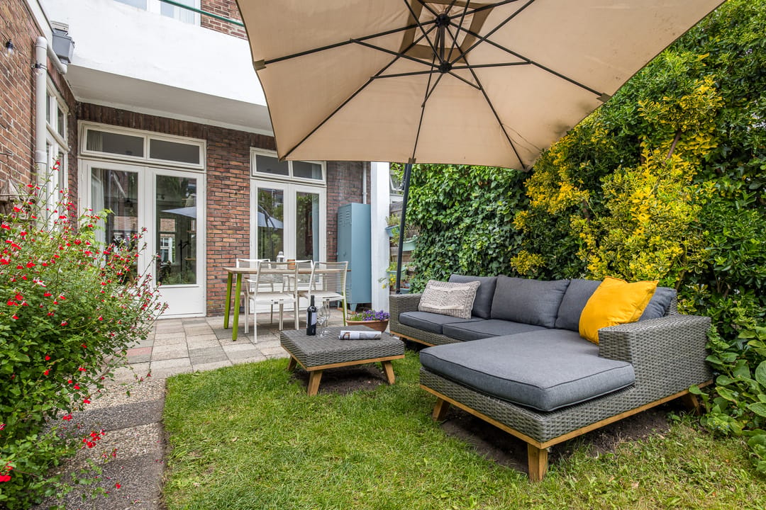 Charming 1930s Ground Floor Apartment with Deep Southwest-Facing Garden in Popular Utrecht Neighborhood — 31
