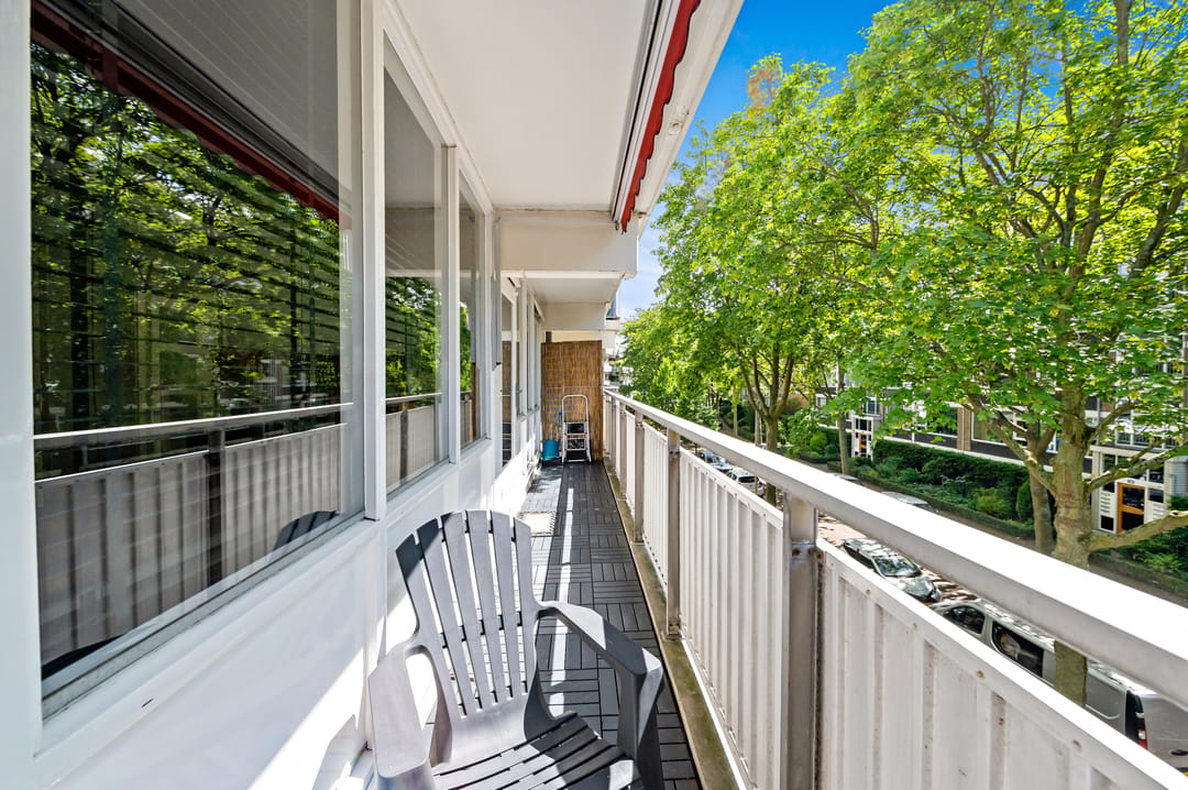 Move-in Ready Renovated Apartment with Sunny Southwest Balcony in Componistenbuurt — 8