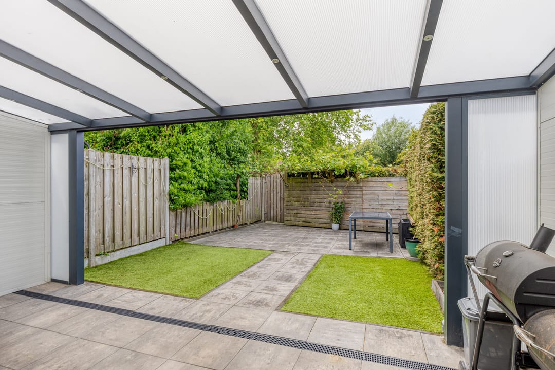 Spacious Modernized Terraced House with Extended Living Area and Four Bedrooms in Goes — 31