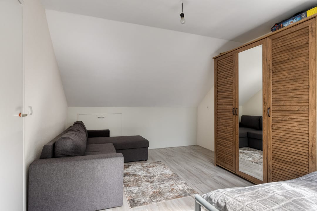 Spacious Modernized Terraced House with Extended Living Area and Four Bedrooms in Goes — 28