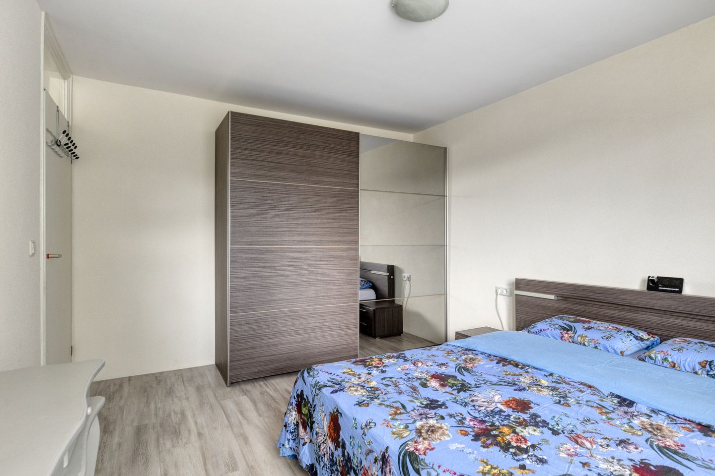Spacious Modernized Terraced House with Extended Living Area and Four Bedrooms in Goes — 19