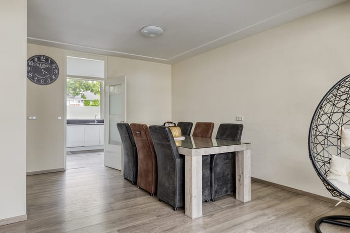 Tussenwoning te koop: Europalaan 28, Goes
