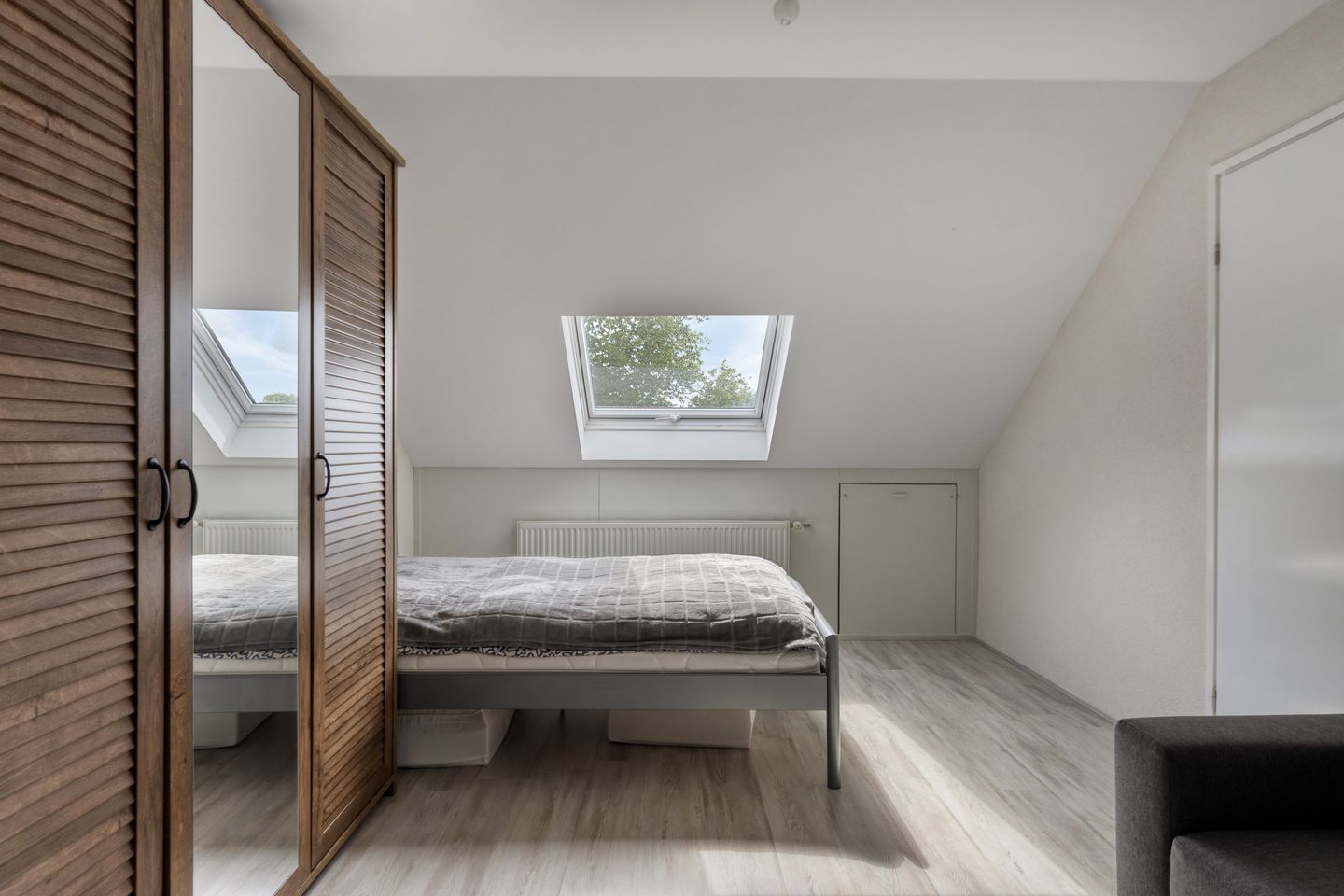 Spacious Modernized Terraced House with Extended Living Area and Four Bedrooms in Goes — 29
