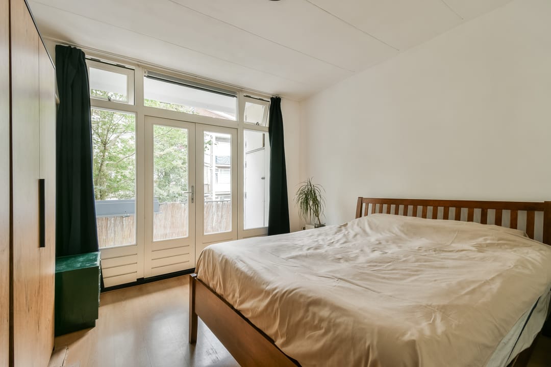 Photo 8 of Orteliusstraat 185-2