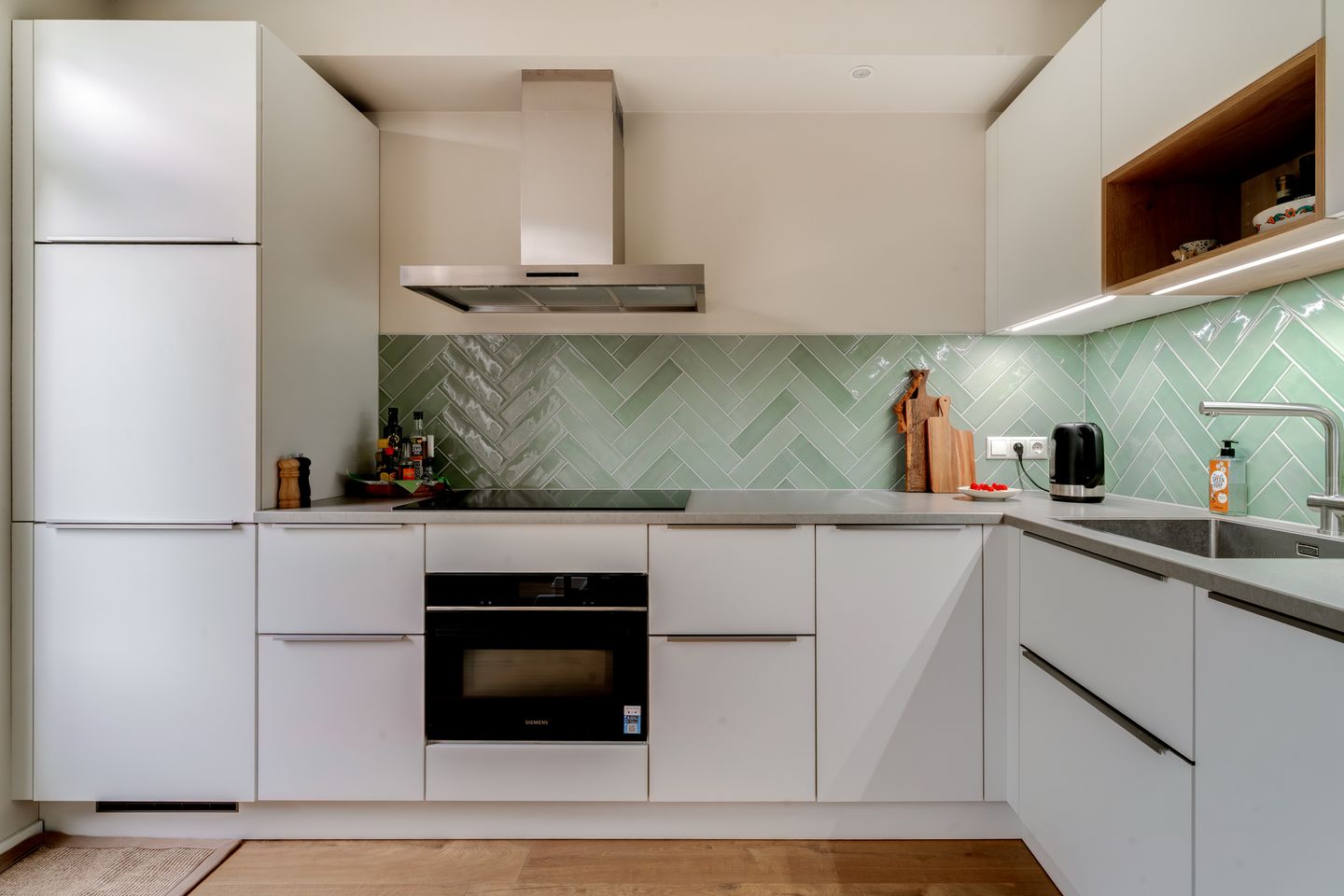Modern family home with four bedrooms and updated kitchen — 14