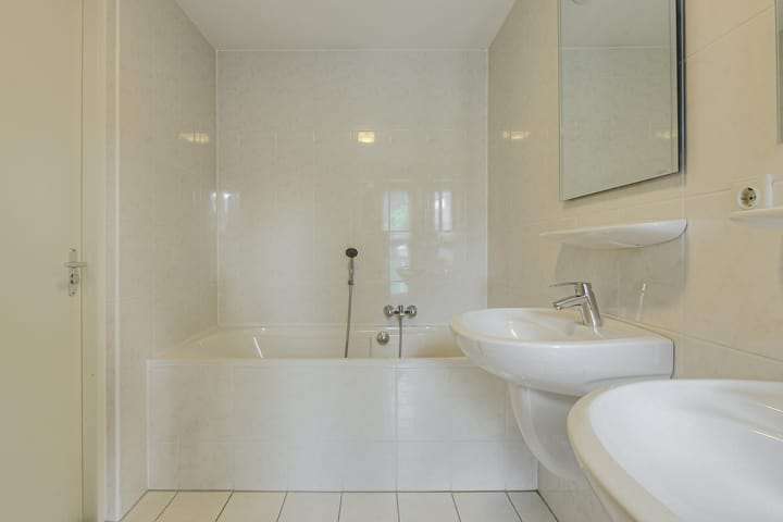 Foto 4 van Margrietstraat 1