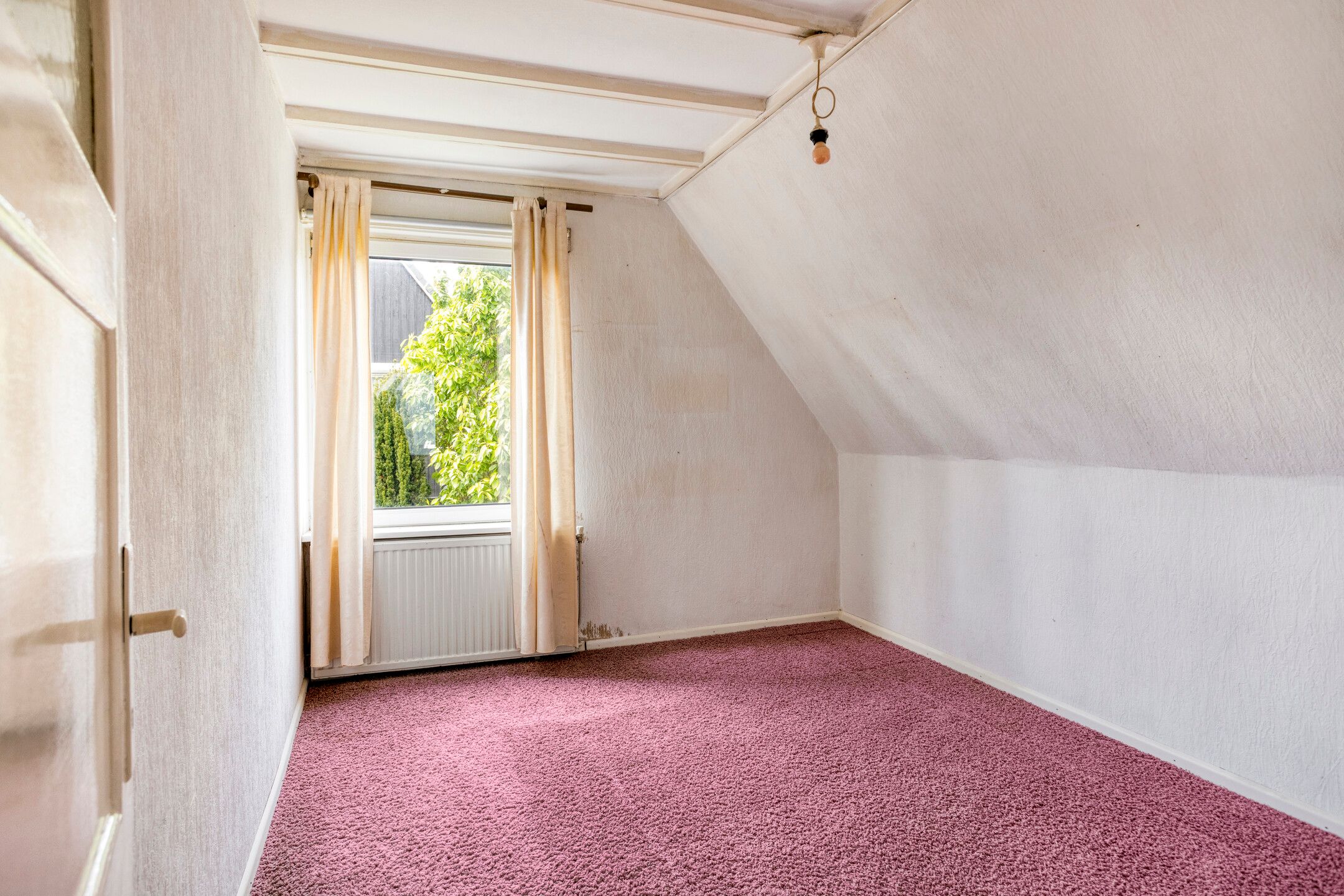 Charming Austrian-Style Detached Home with Spacious Garden in Geleen — 30