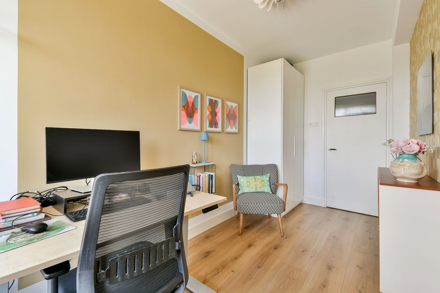 Photo 25 of Van Boshuizenstraat 47