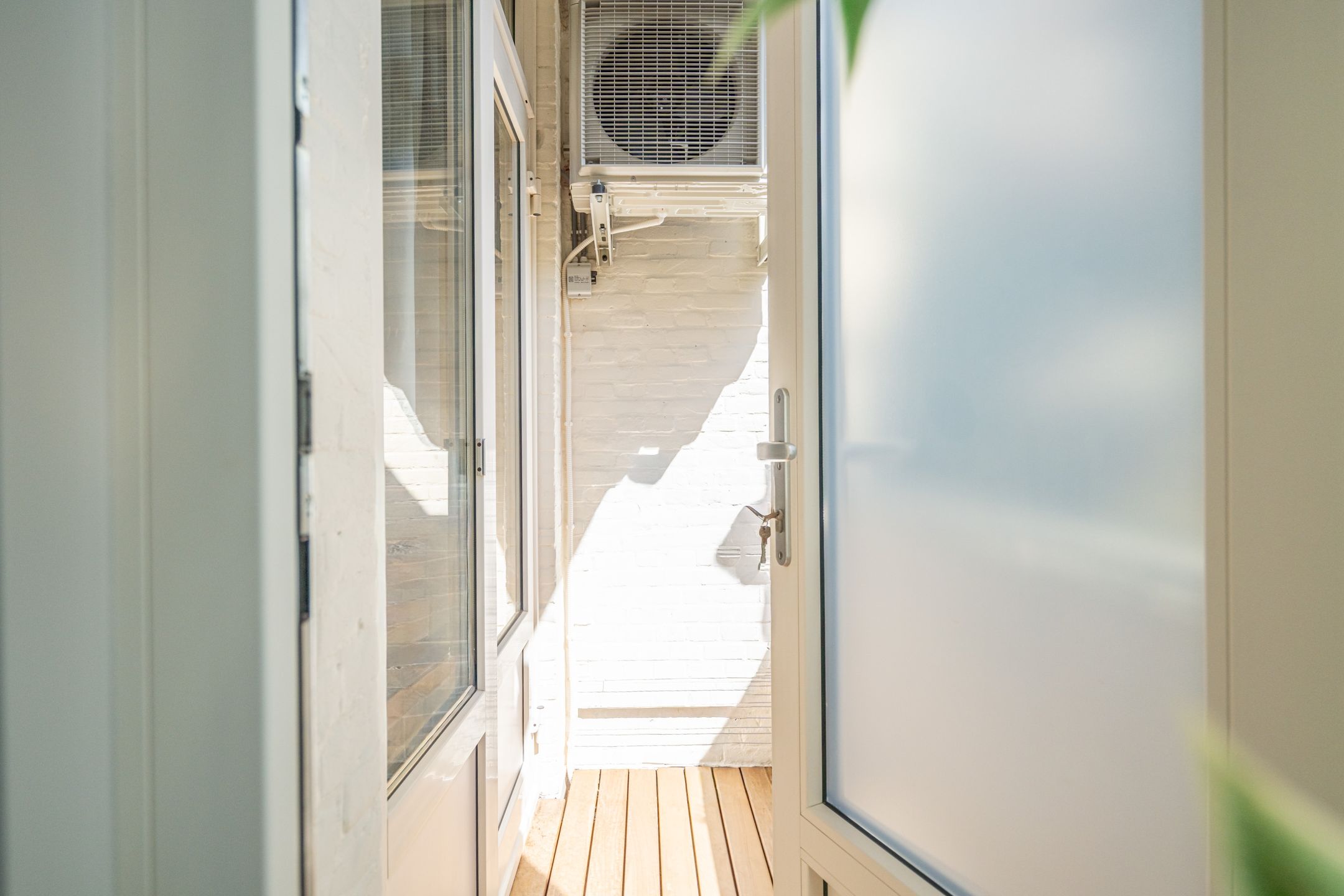 Photo 18 of van Wassenaerstraat 9