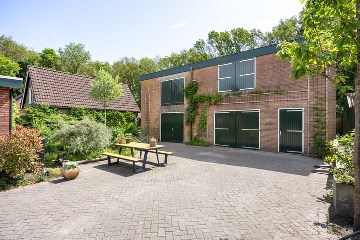 Vrijstaande woning te koop: Lyclamaweg 38, Makkinga