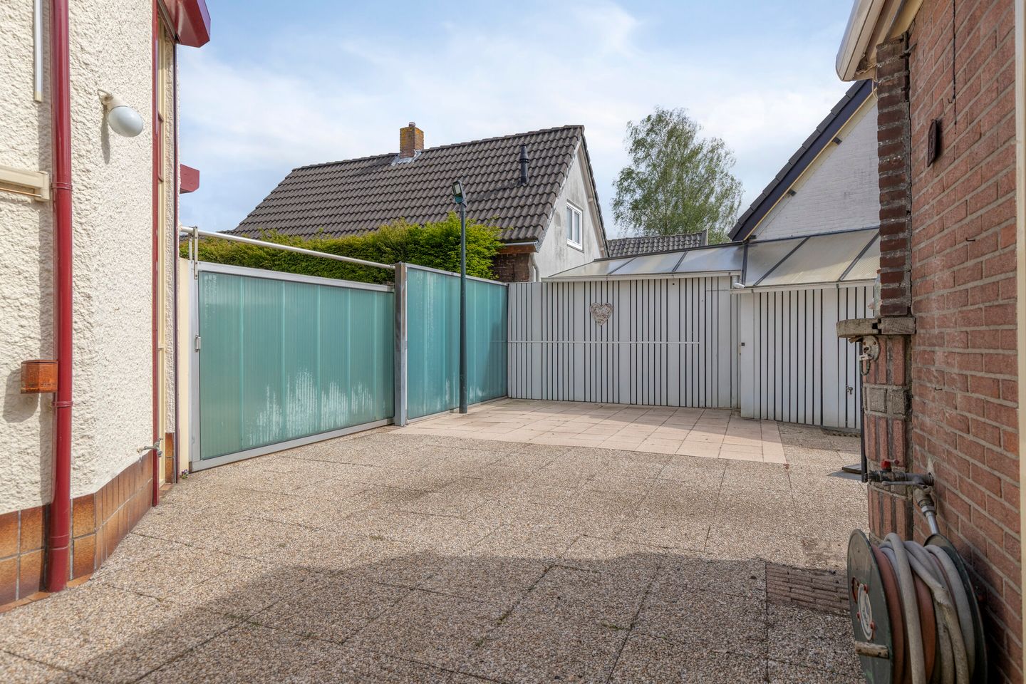 Charming Detached Home from 1905 with Renovation Potential in Quiet Brakel — 40