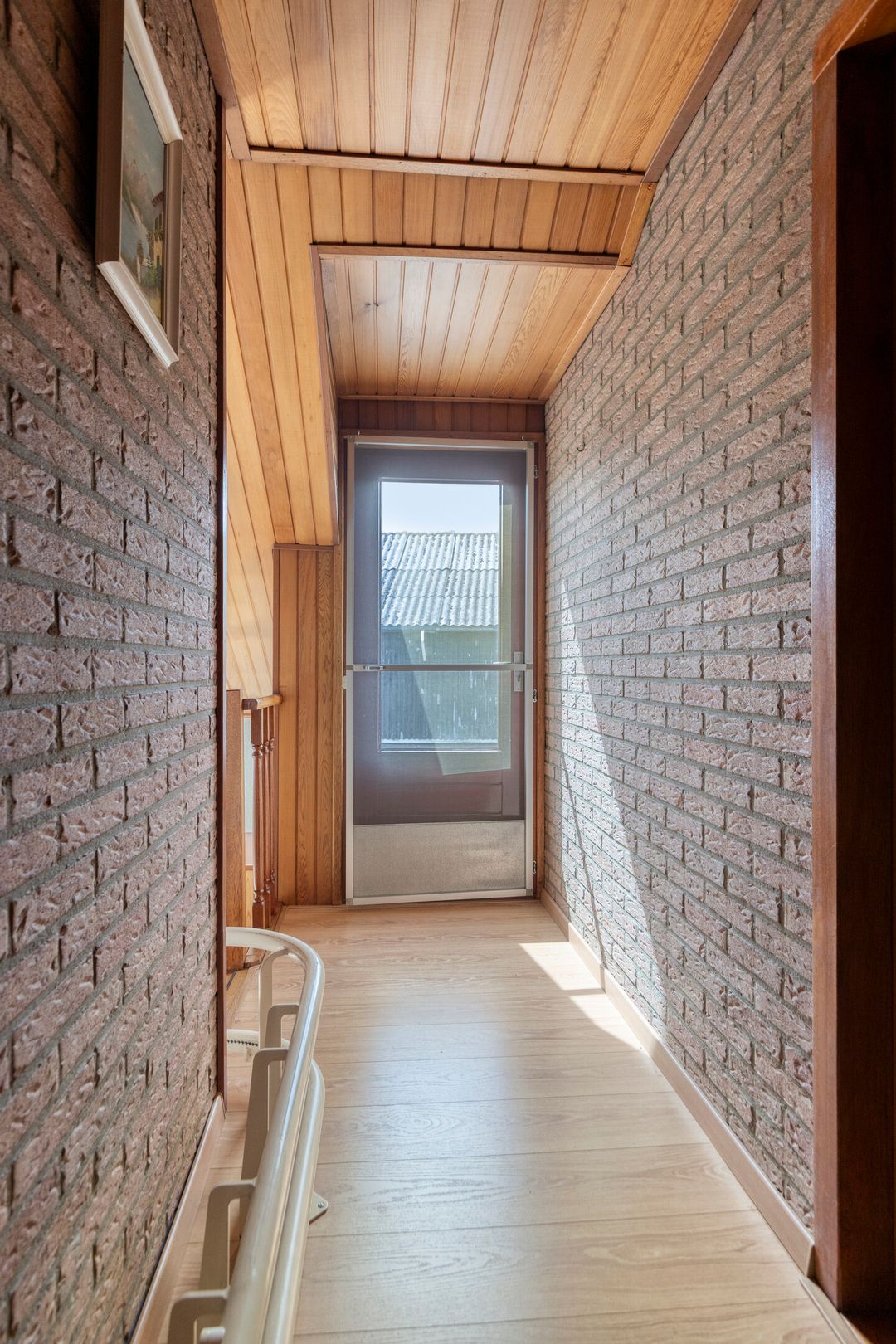 Charming Detached Home from 1905 with Renovation Potential in Quiet Brakel — 26