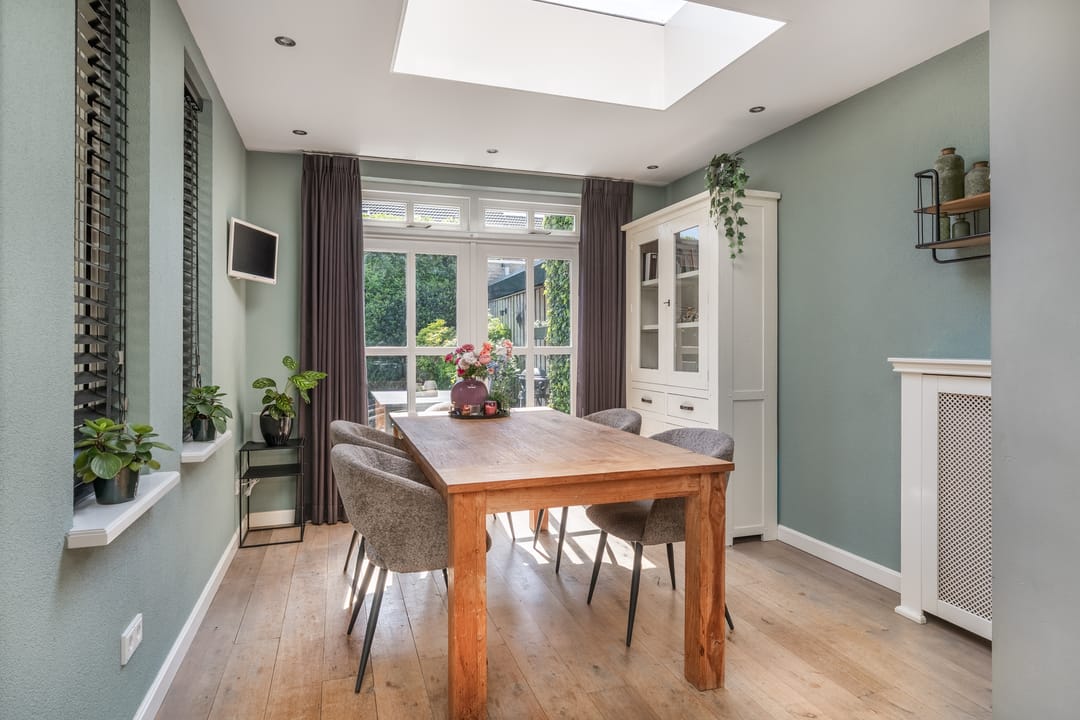 Spacious Family Home with Garden and Energy Efficiency — 8