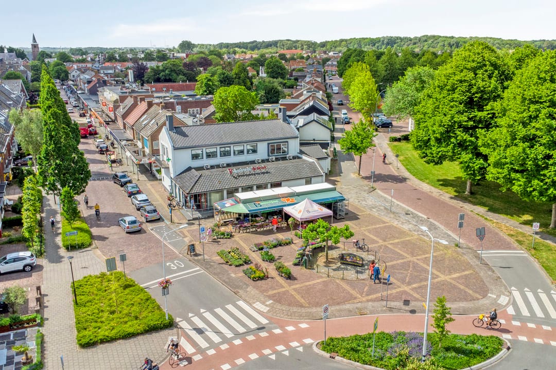 Foto 41 van Iepenlaan 1