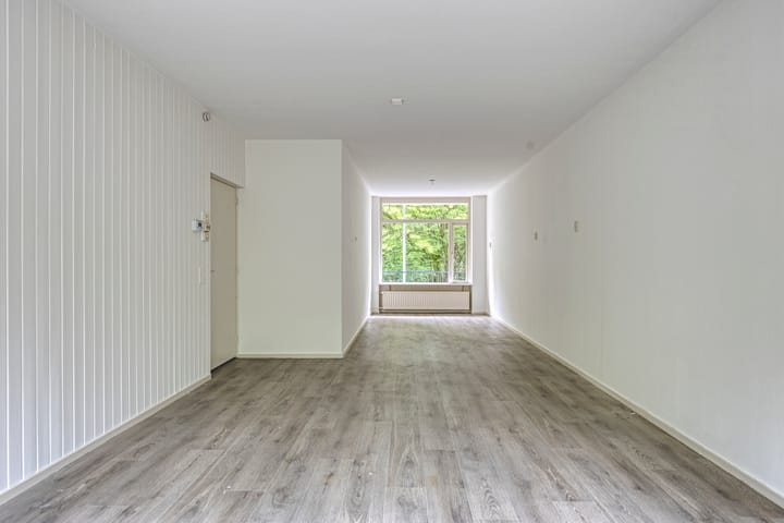 Photo 2 of Breitnerstraat 17