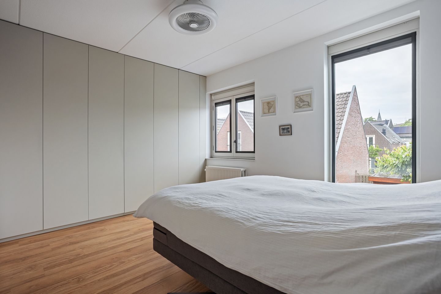 Modern Energy-Efficient Family Home in Central Bussum — 19
