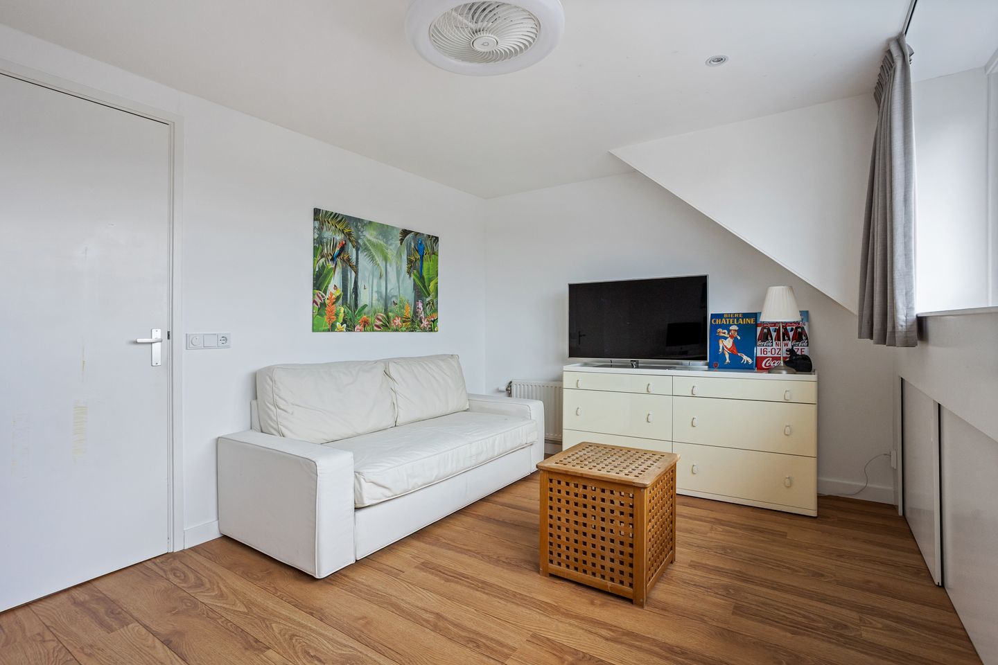 Modern Energy-Efficient Family Home in Central Bussum — 29