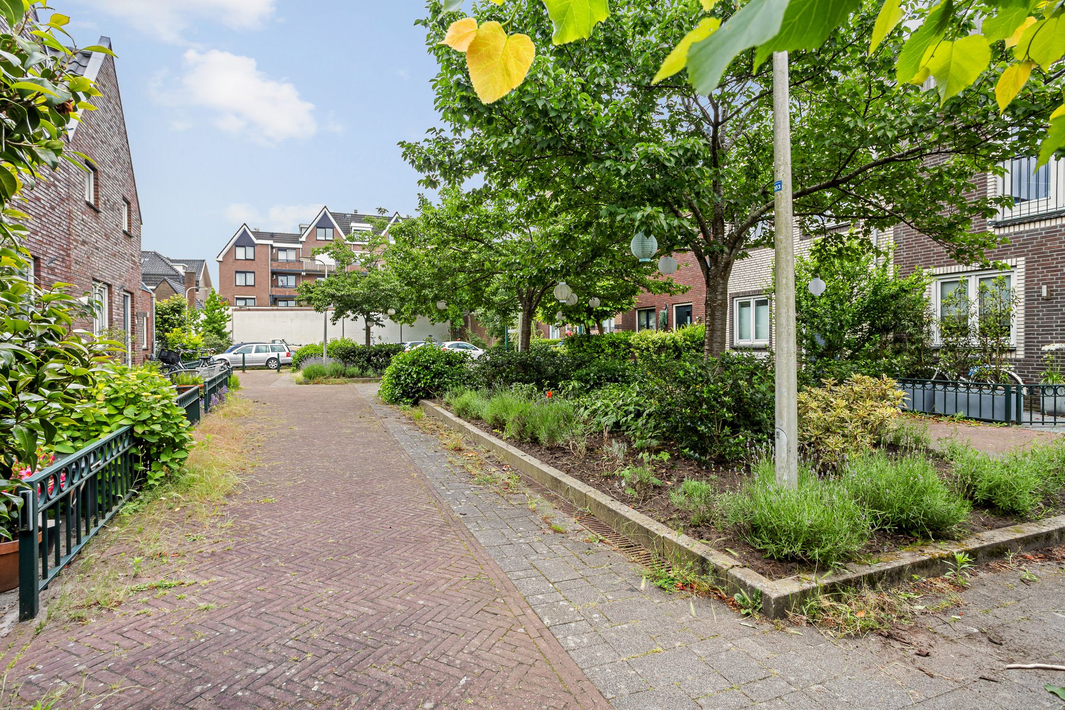 Modern Energy-Efficient Family Home in Central Bussum — 36