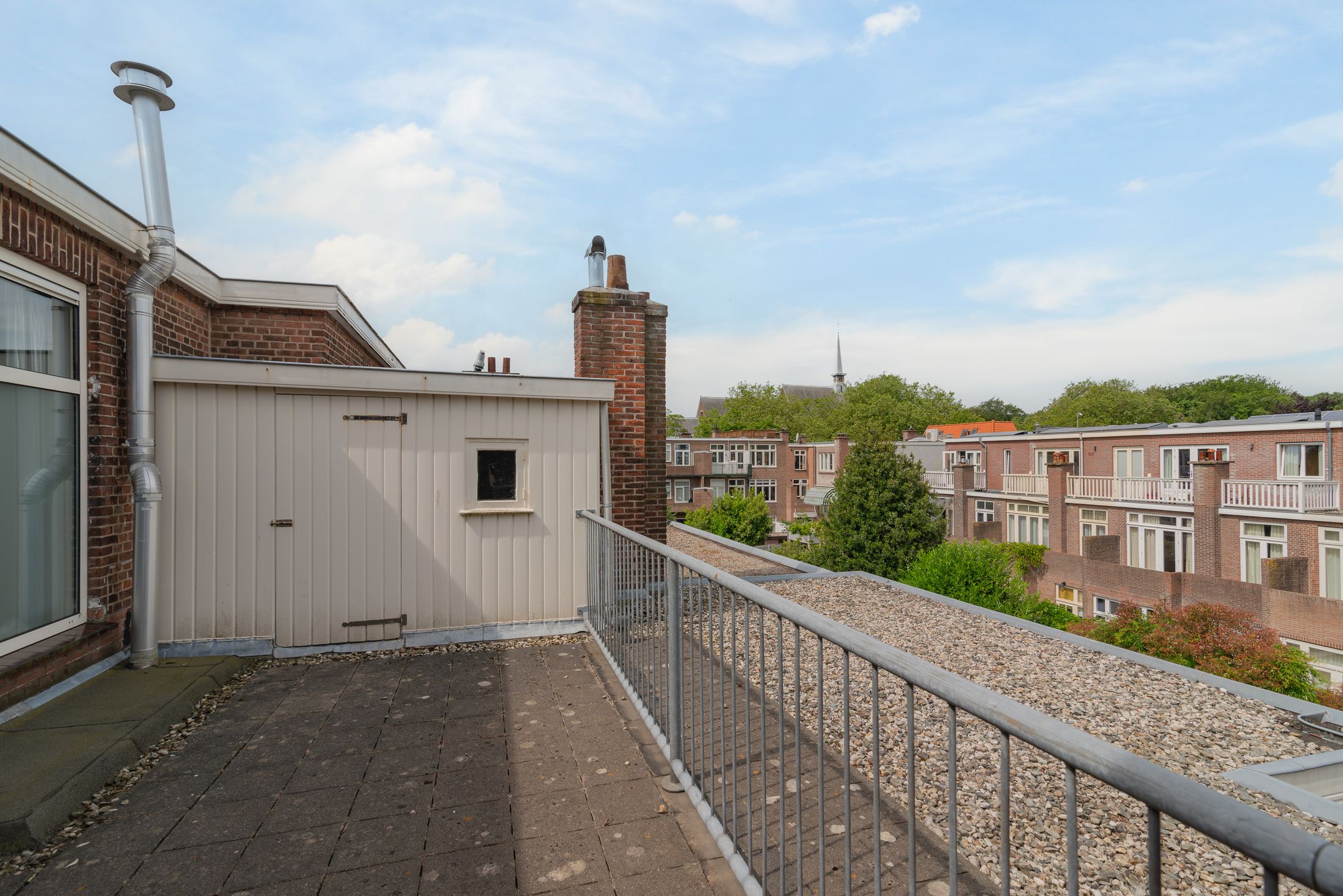 Elegant eight room terraced house with park view in prestigious Benoordenhout — 18