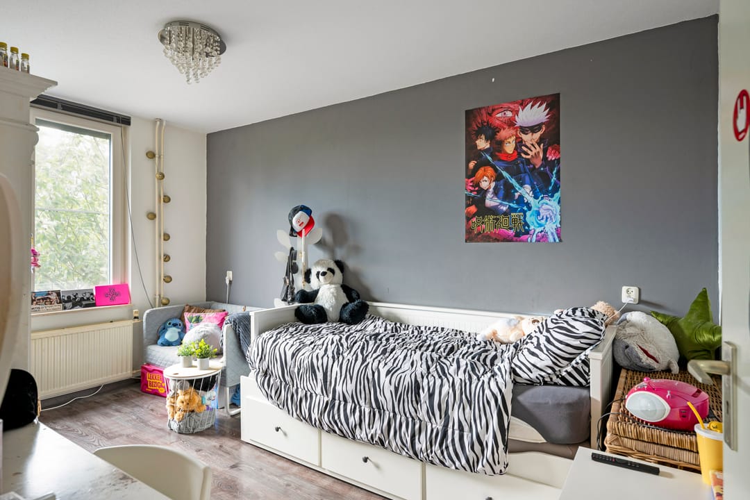 Spacious Semi-Detached Family Home with Extension in Berg aan de Maas — 32