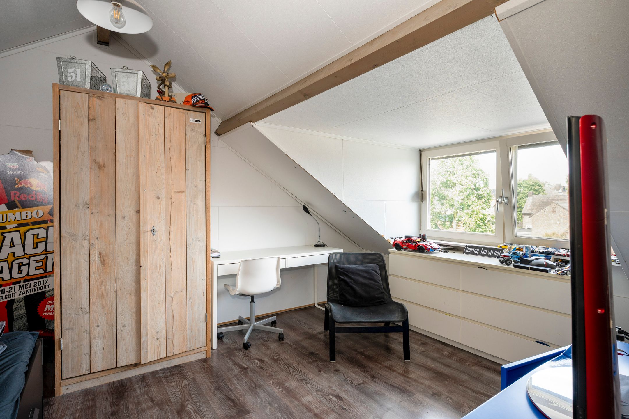 Spacious Semi-Detached Family Home with Extension in Berg aan de Maas — 39